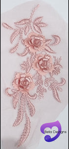 DUSTY PINK - Lace Applique Motif - 3D 3 Flower Feather Tail