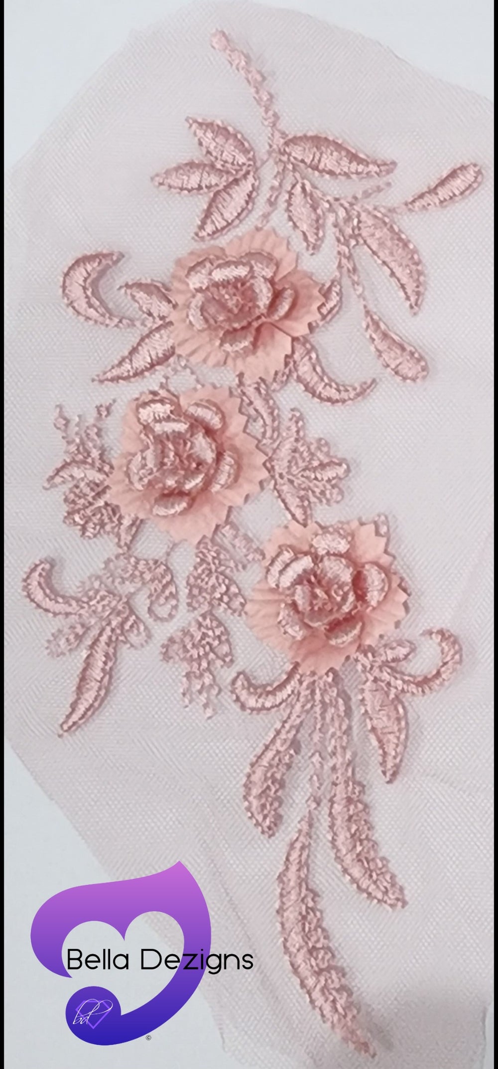 DUSTY PINK - Lace Applique Motif - 3D 3 Flower Feather Tail