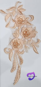 PEACH - Lace Applique Motif - 3D 3 Flower Feather Tail