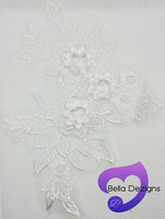 WHITE - Lace Applique Motif - 3D 3 Flower
