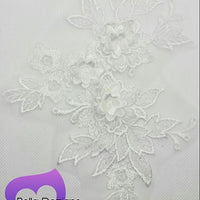 WHITE - Lace Applique Motif - 3D 3 Flower